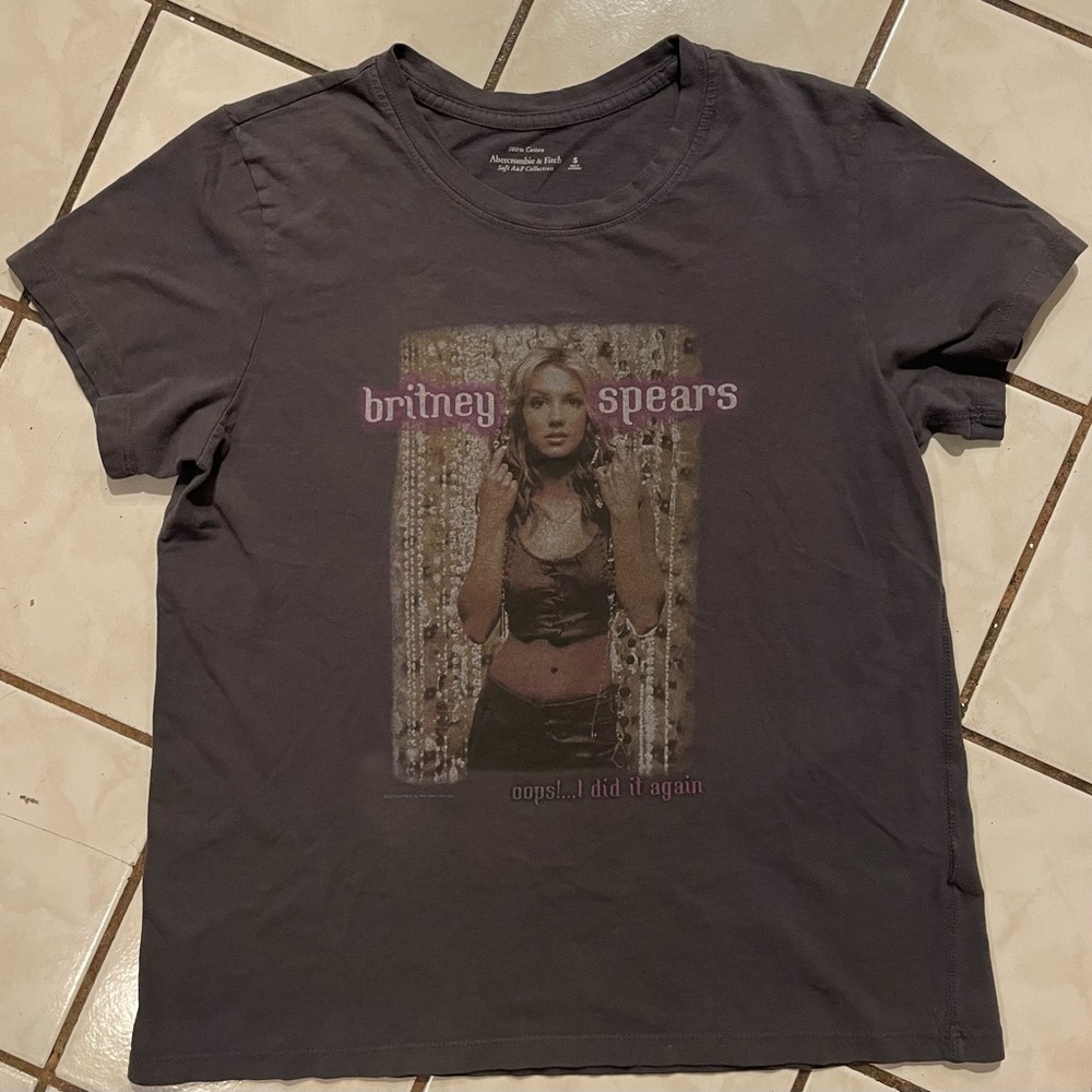 Abercrombie & Fitch Britney Spears 2000 concert tour Graphic T-Shirt-sz small